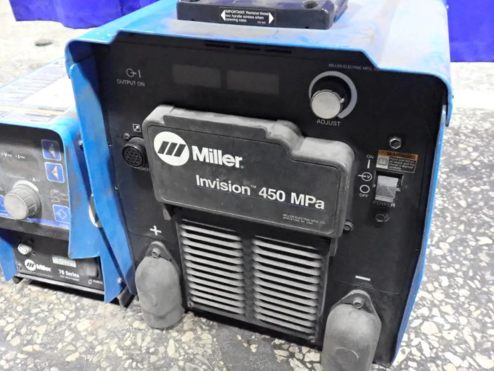Miller 450 A Welder W/ Wire Feeder - Invision 450 Mpa