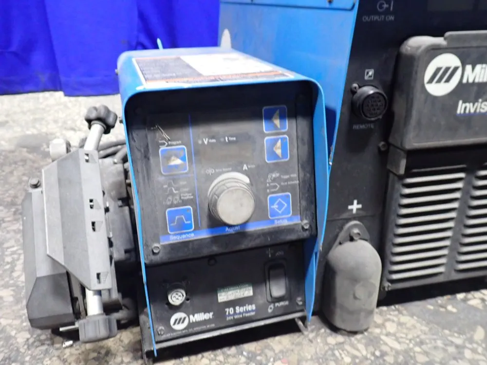 Miller 450 A Welder W/ Wire Feeder - Invision 450 Mpa