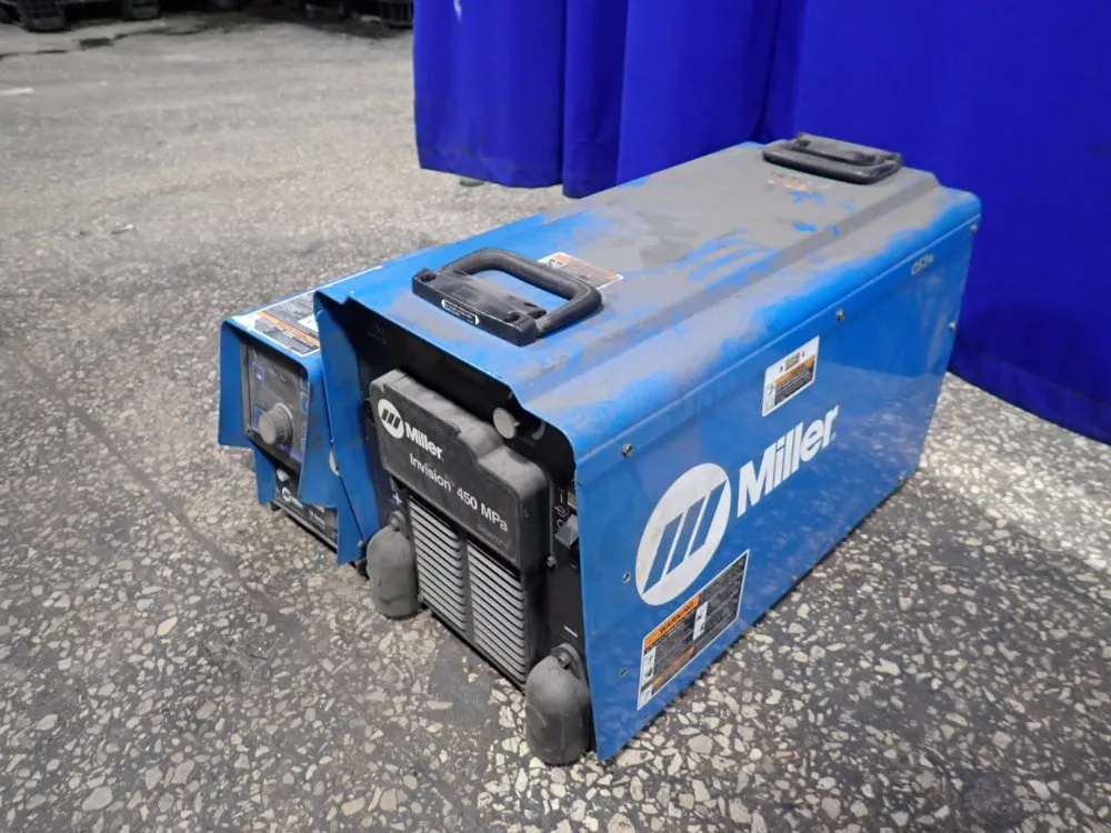 Miller 450 A Welder W/ Wire Feeder - Invision 450 Mpa