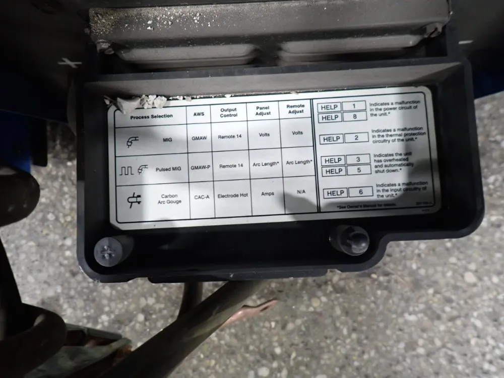 Miller 450 A Welder W/ Wire Feeder - Invision 450 Mpa