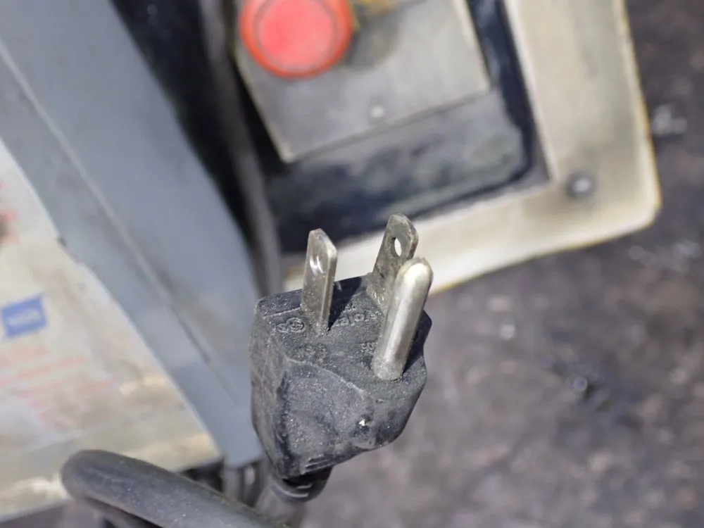 Harig 6" X 18" Surface Grinder - 618