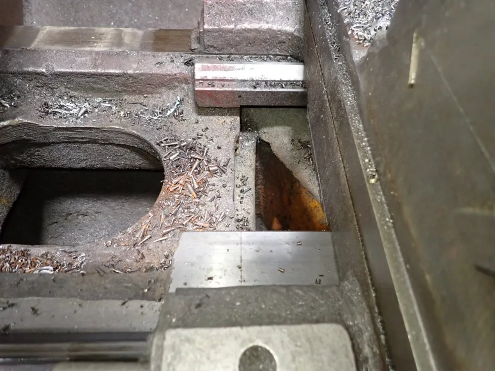 Mighty Turn 17" /19" X 40" Gap Bed Lathe - My-1740g