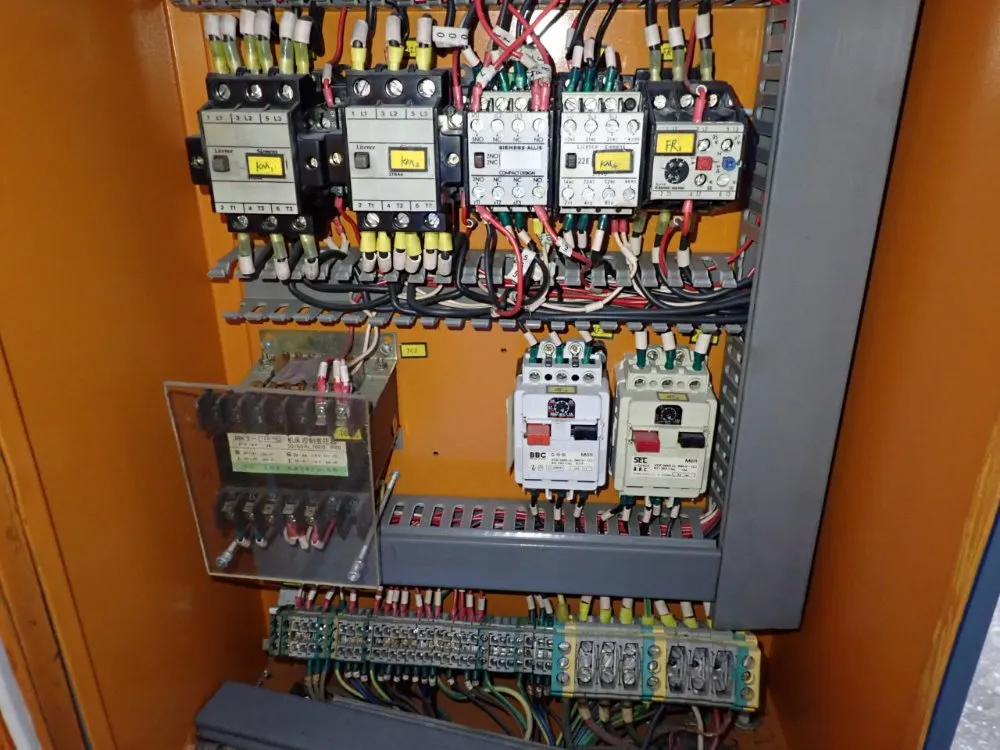 Mighty Turn 17" /19" X 40" Gap Bed Lathe - My-1740g