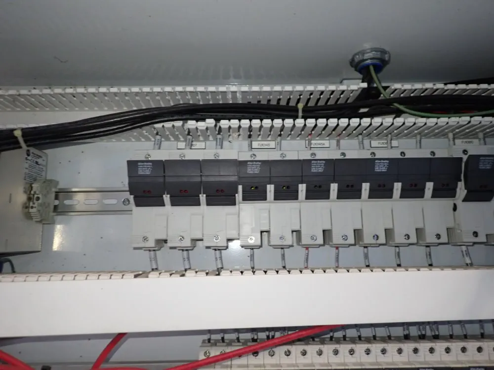 Clangen Control Cabinet - Robocell 3