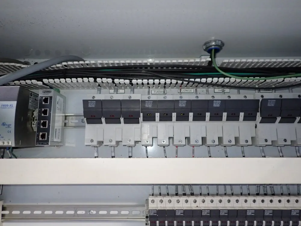 Clangen Control Cabinet - Robocell 5