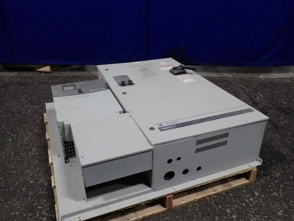 Allen-bradley Ac Drive W/ Fused Disconnect - 23c-d105a10dnnbannlr
