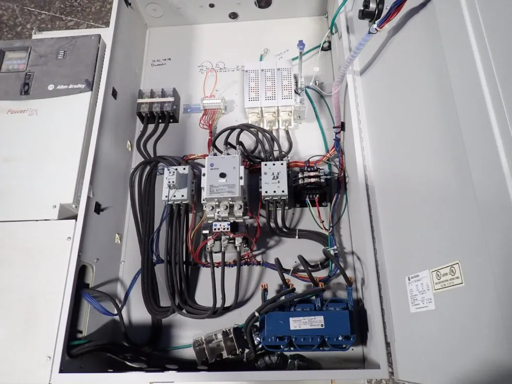 Allen-bradley Ac Drive W/ Fused Disconnect - 23c-d105a10dnnbannlr