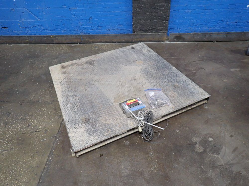 Ohaus 5000 Lbs Scale - Uxfloor