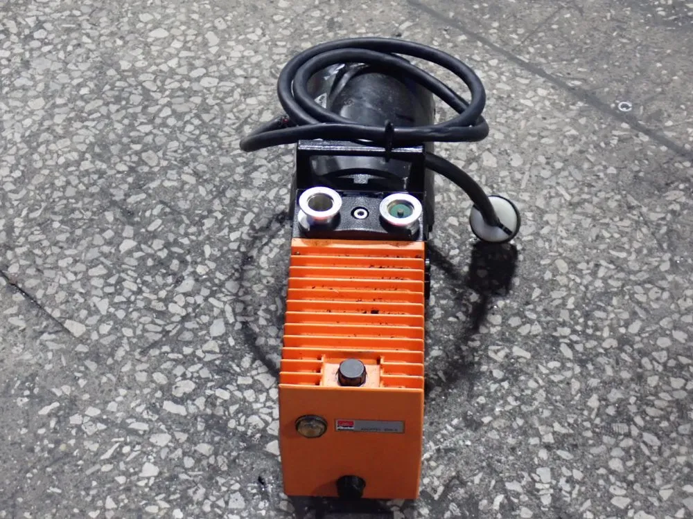 Alcatel 1/2 Hp Rotary Vane Vacuum Pump - 2008a
