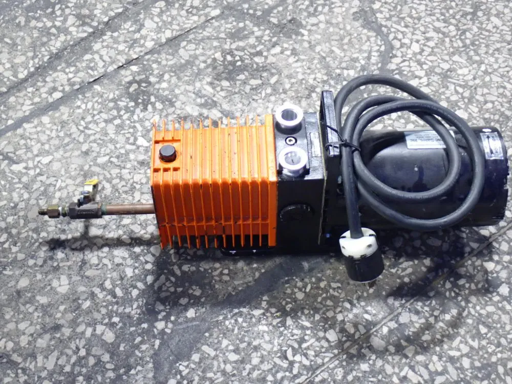 3/4 Hp Dual-stage Rotary Vane Vacuum Pump - 0441?1421302