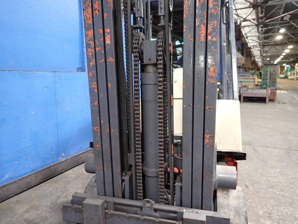 Nissan 3600 Lbs Propane Forklift - Cph02a25v