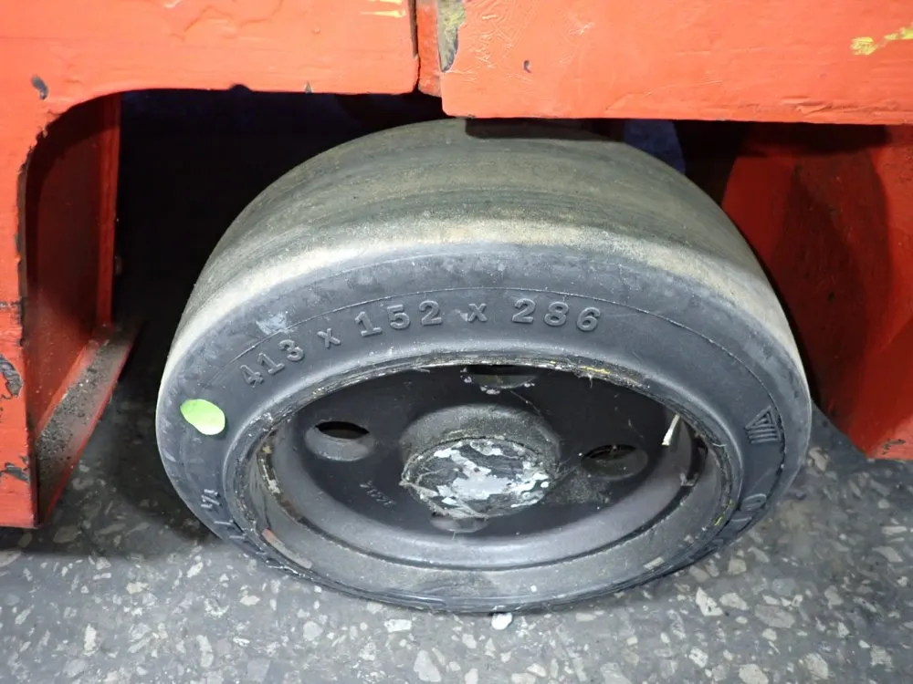 Nissan 3600 Lbs Propane Forklift - Cph02a25v