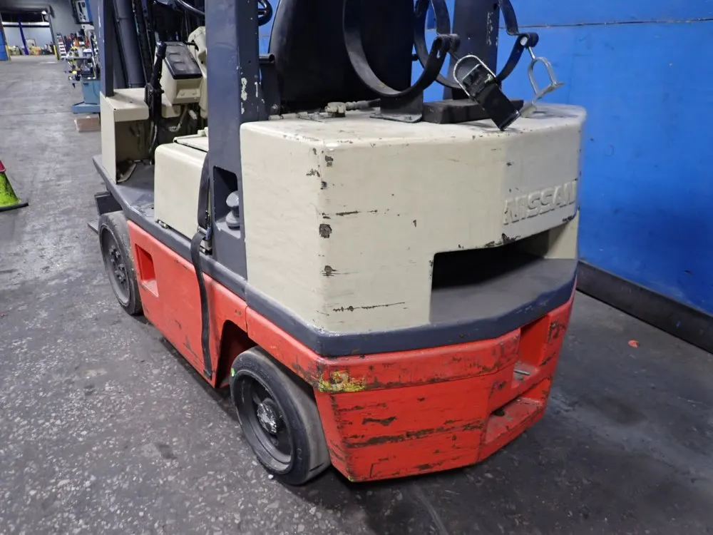 Nissan 3600 Lbs Propane Forklift - Cph02a25v