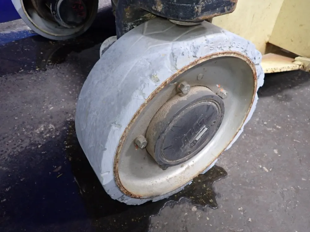 Jlg 700 Lbs Scissor Lift - 3246es