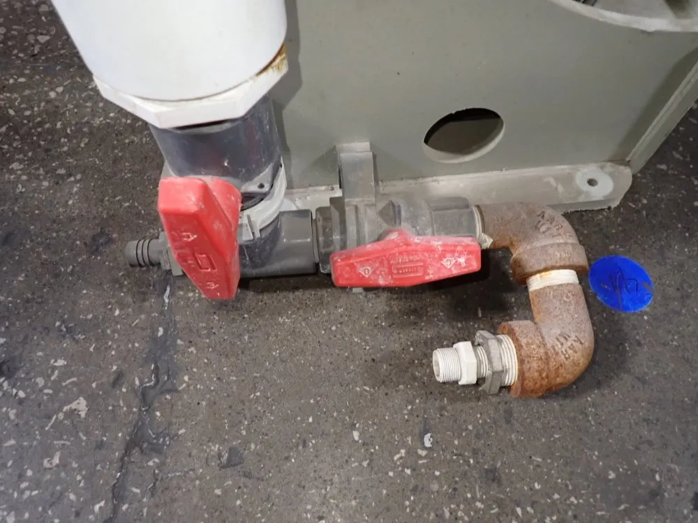 Iwaki 1.3 Gph Metering Pump - Ewc16f1-vca