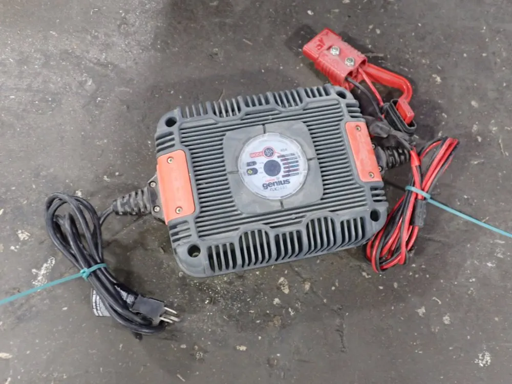 Noro 55-425 A.h. / 24v Battery Charger - Gx2440