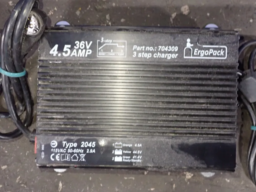 Ergopack 4.5 Amp / 36v Battery Charger - 2045