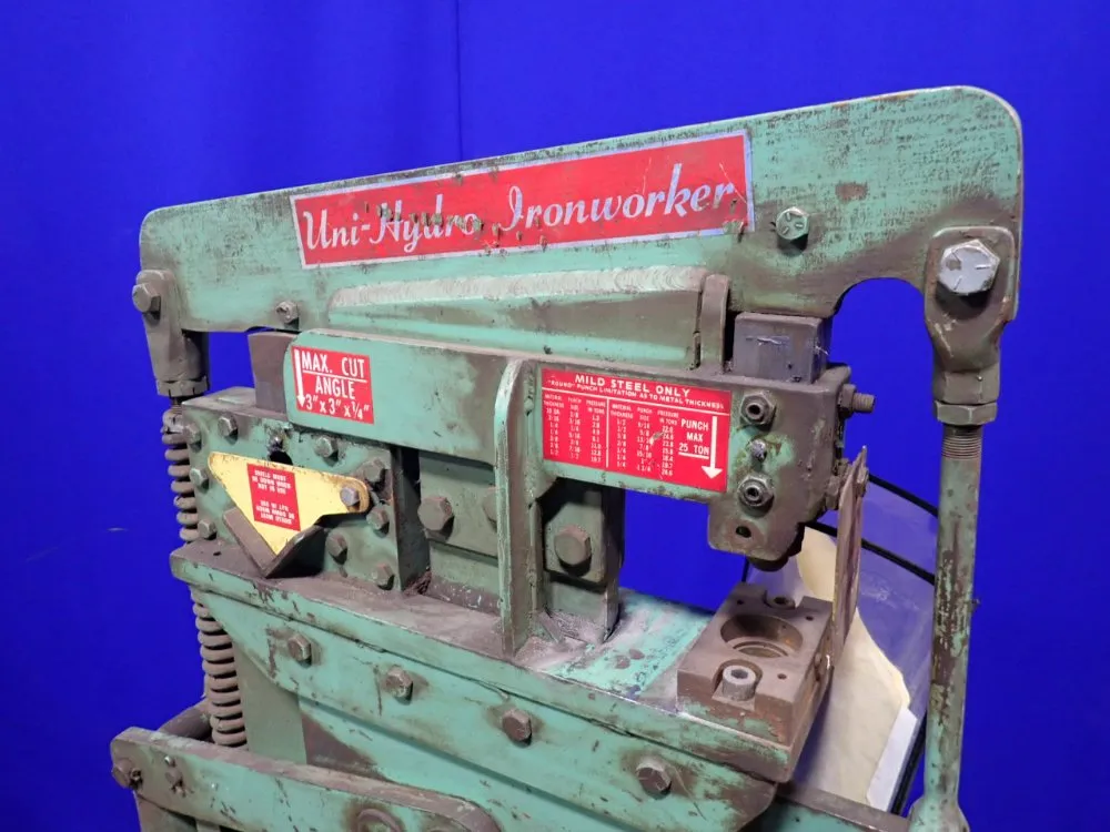 Dynamic Specalities 25 Ton Uni-hydro Ironworker