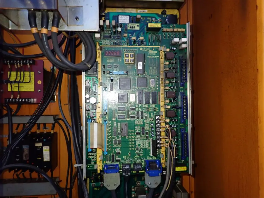 Yang Iron Works Cnc Lathe - Ml-55a