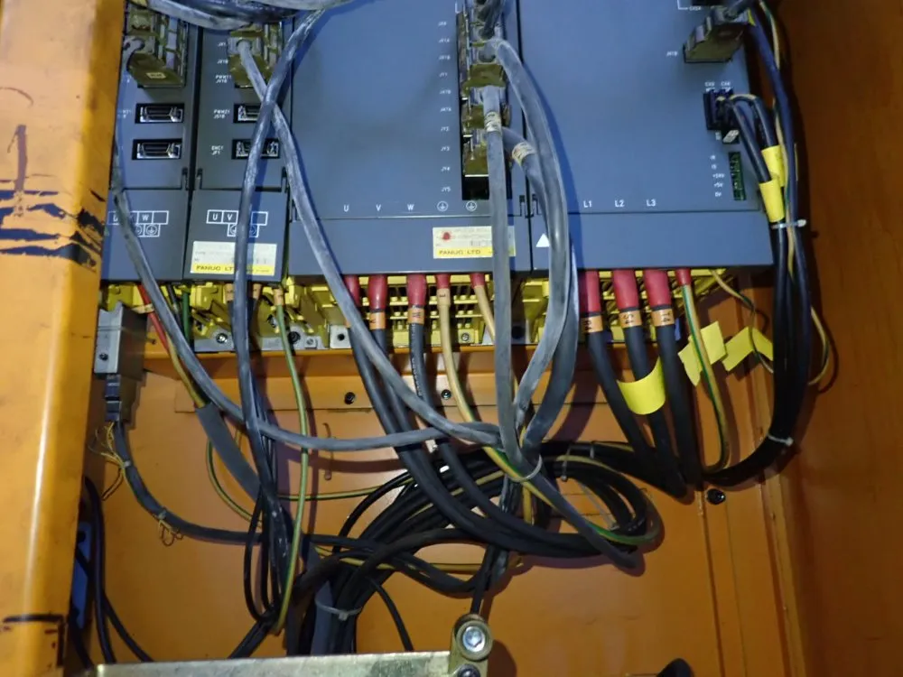 Yang Iron Works Cnc Lathe - Ml-25a