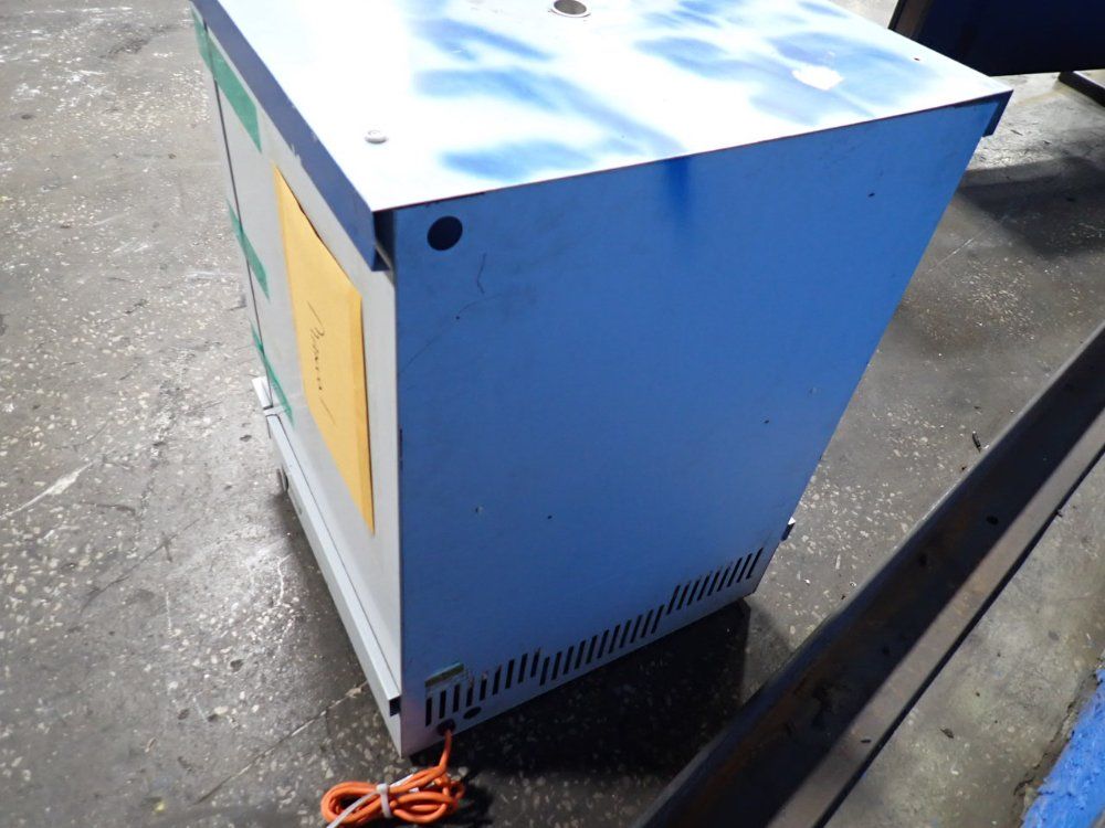 Fisher Scientific 18" X 18" X 20" Isotemp Oven - 737f