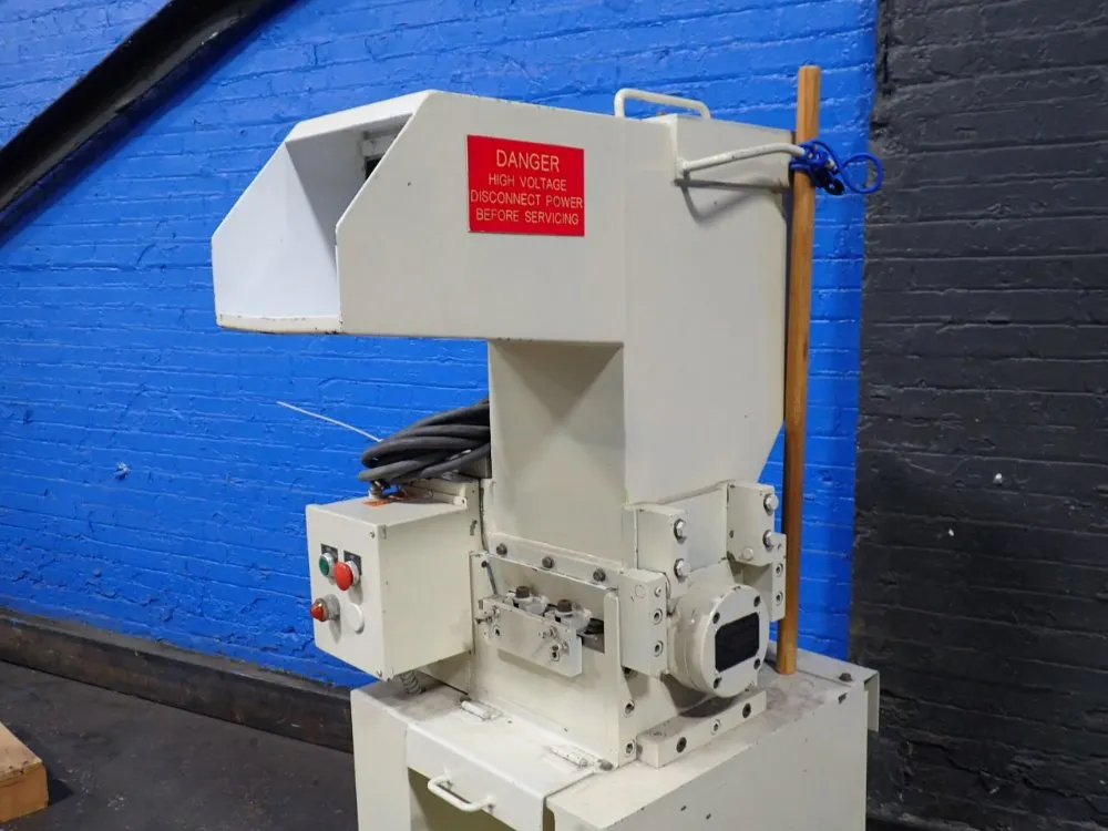Cumberland 8" X 10" Compact Plastic Granulator