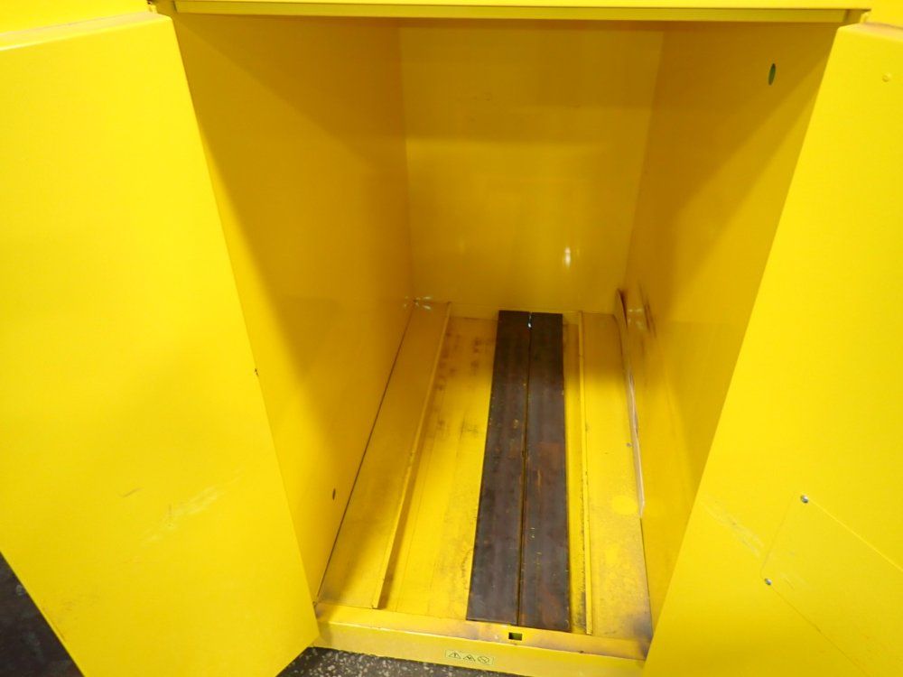 Just Rite 55 Gal Flammable Liquid Storage Cabinet - 899300