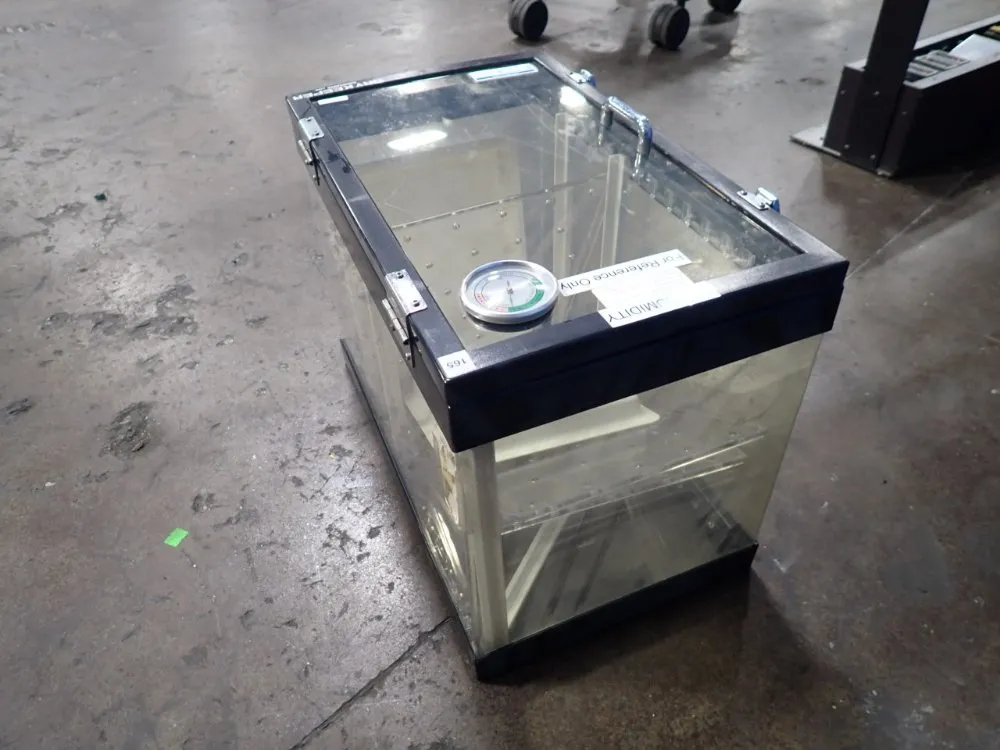 Sanplatec Corp 18 1/2" X 11" X 13" Dry Keeper