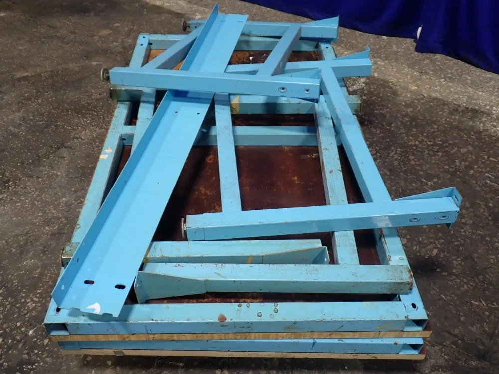 35" X 60" X 32" Workbenches