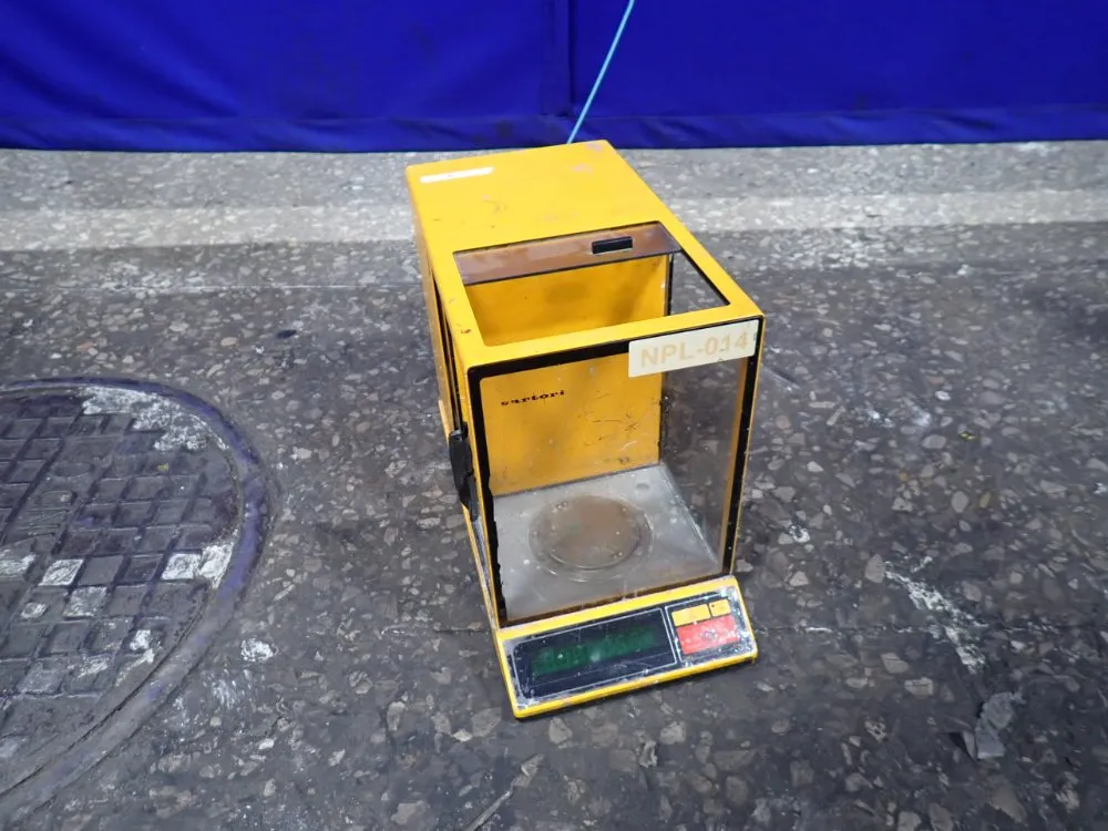 Sartorius Lab Scale - 1702