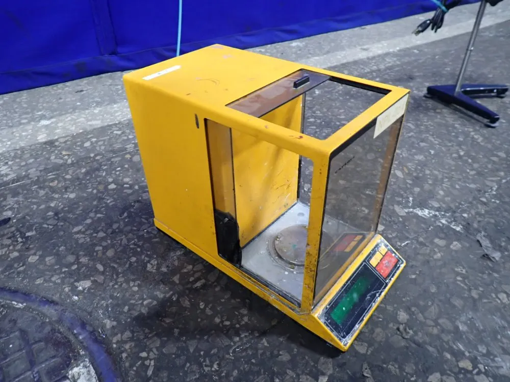 Sartorius Lab Scale - 1702