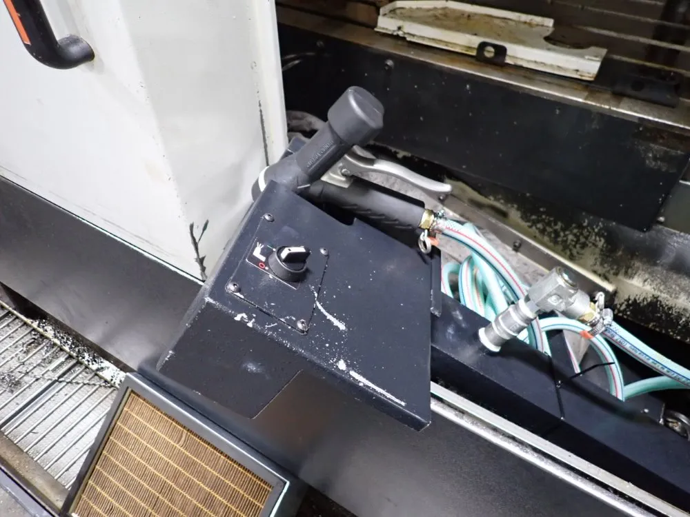 Mazak 21 1/2" X 51" Cnc Vmc - Vcn510ch-ii