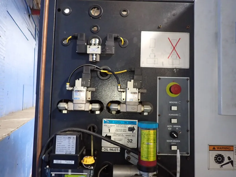 Mazak 21 1/2" X 51" Cnc Vmc - Vcn510ch-ii