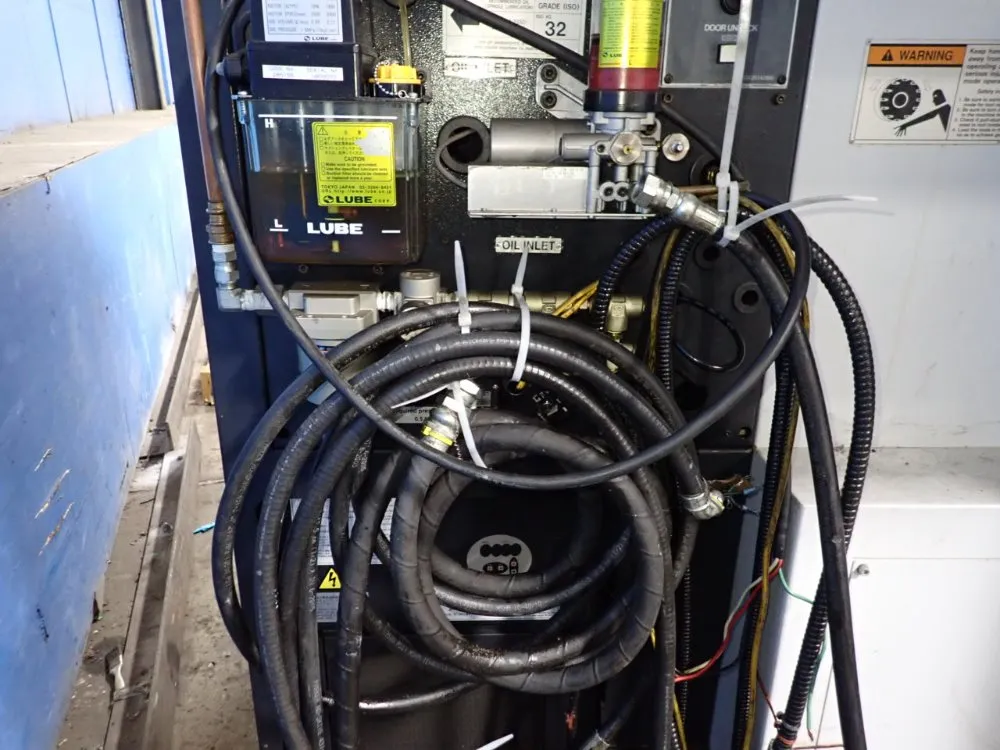 Mazak 21 1/2" X 51" Cnc Vmc - Vcn510ch-ii