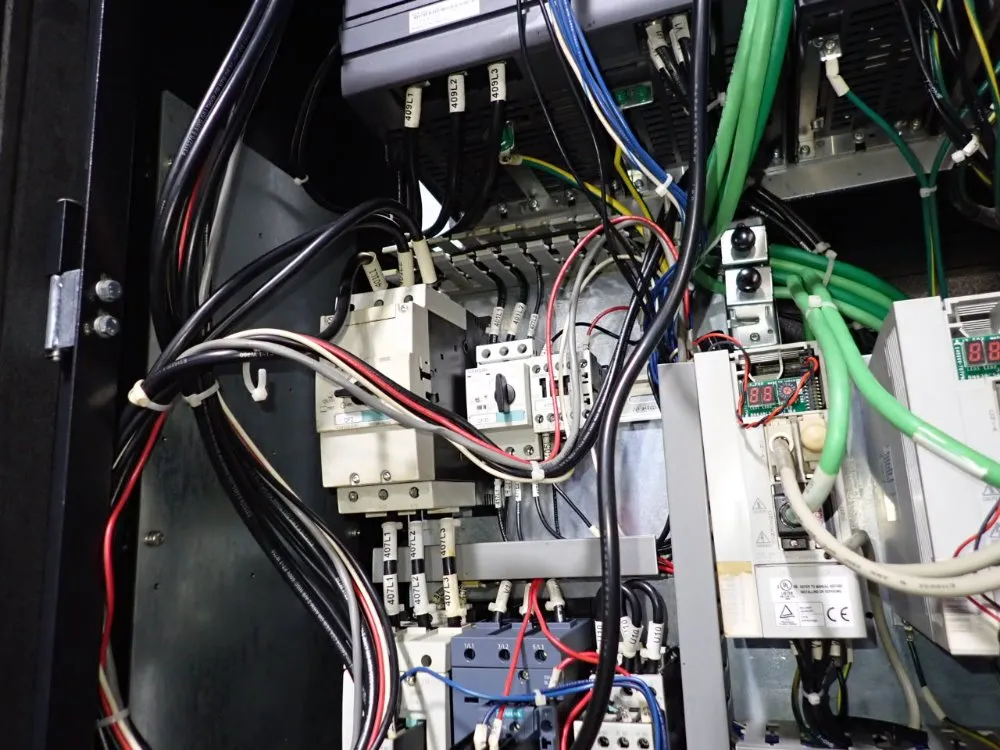 Mazak 21 1/2" X 51" Cnc Vmc - Vcn510ch-ii