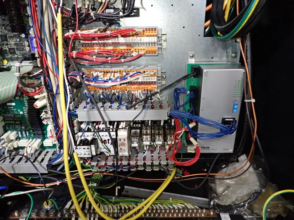 Mazak 21 1/2" X 51" Cnc Vmc - Vcn510ch-ii