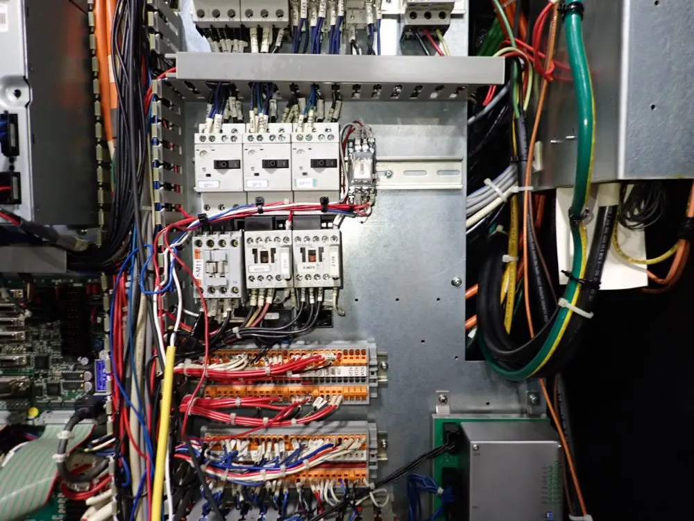 Mazak 21 1/2" X 51" Cnc Vmc - Vcn510ch-ii