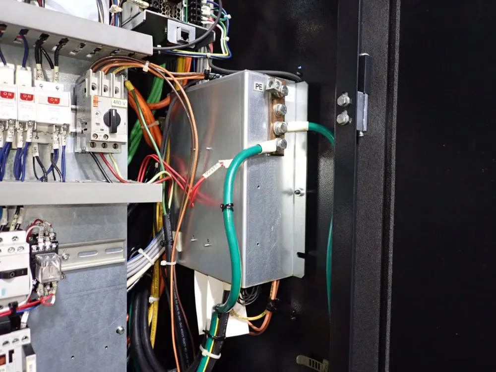 Mazak 21 1/2" X 51" Cnc Vmc - Vcn510ch-ii