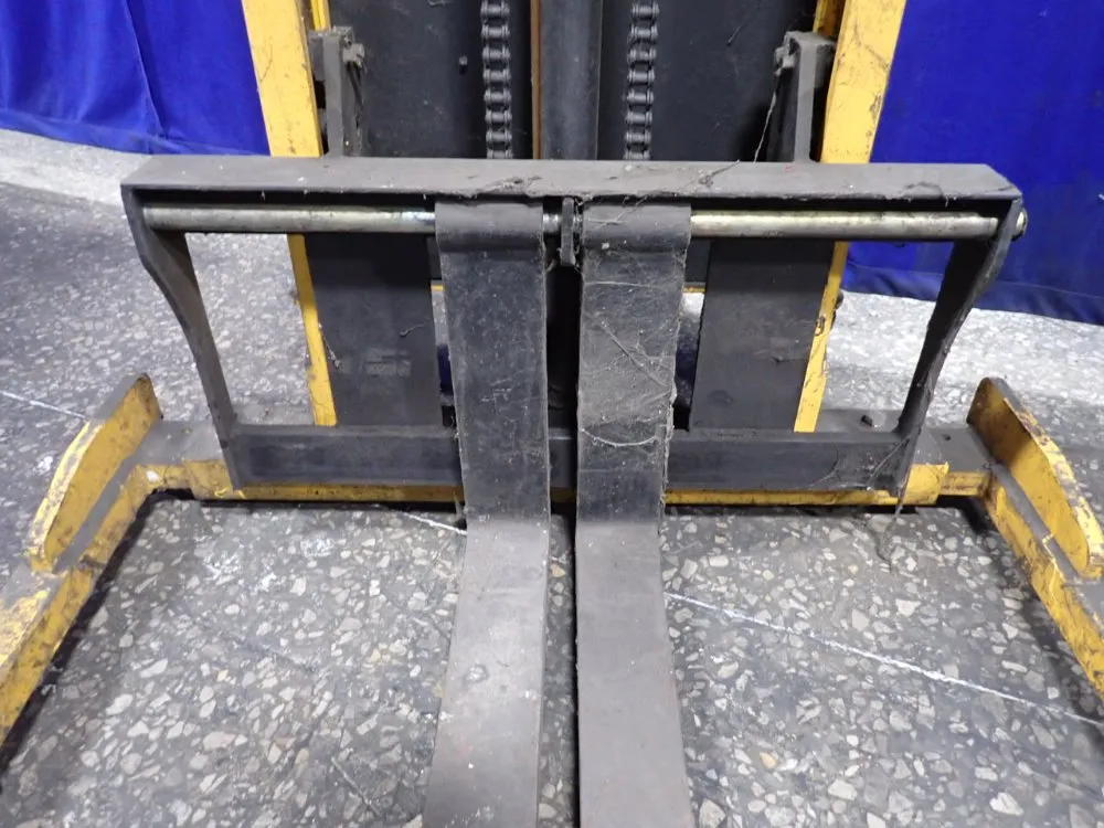 Ep Equipment Co 2200 Lbs Electric Stacker - Ems-a2200