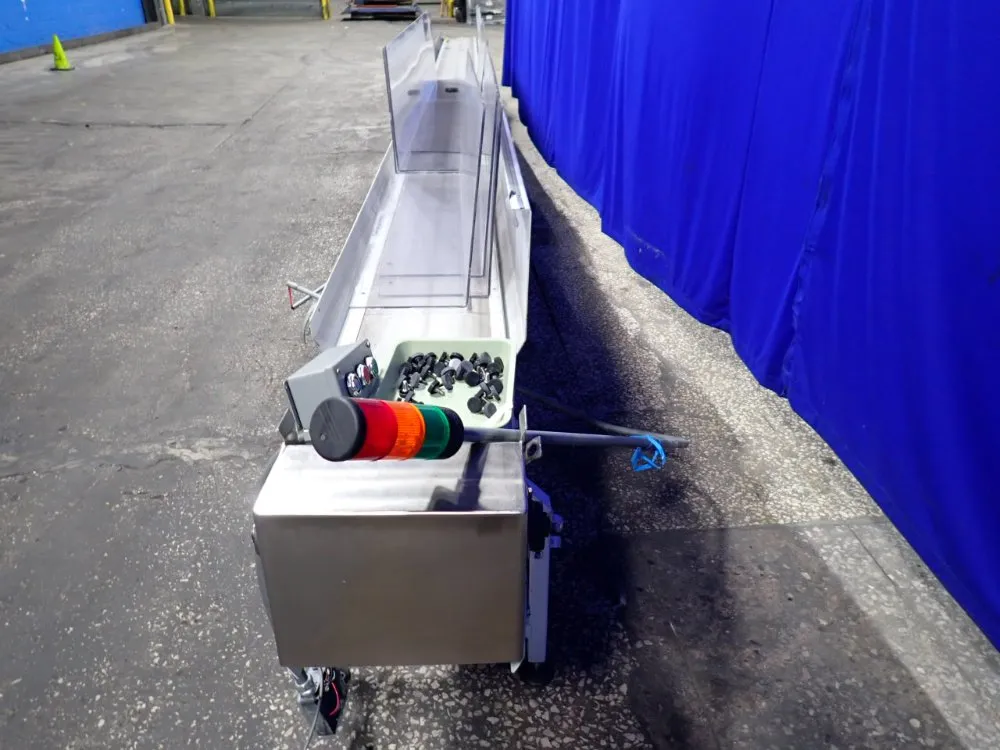 300" X 10 1/2" X 31" Conveyor Belt System