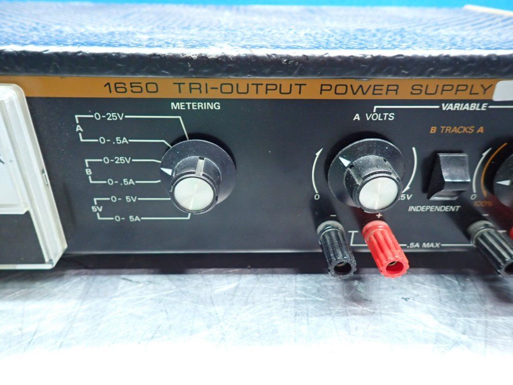 Dynascan Tri-output Power Supply - 1650