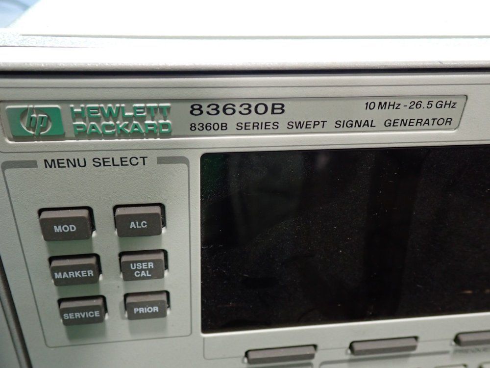 Hewlett Packard 83630b-series Swept Signal Generator - 83630b