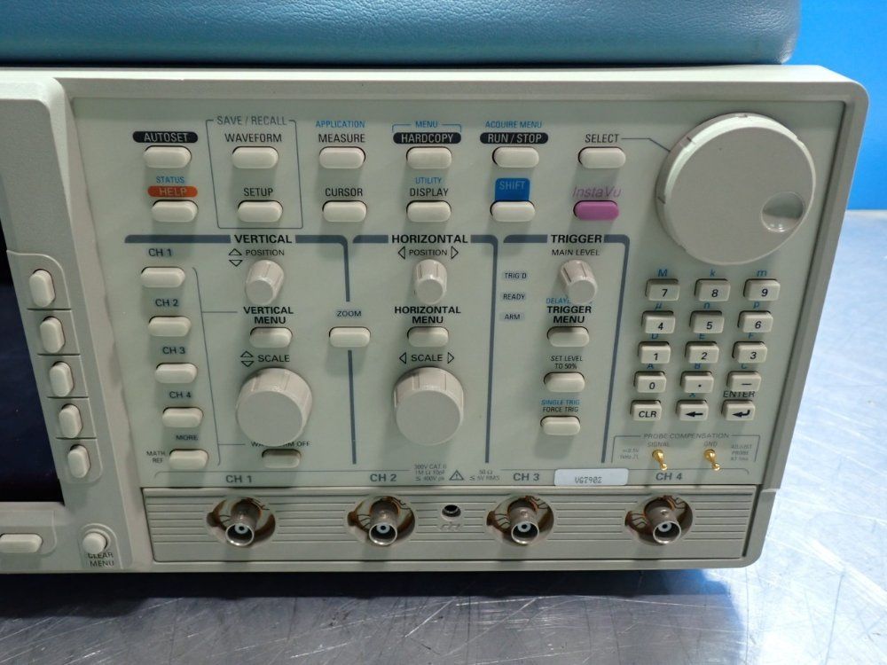 Tektronix 2gs/s Instavu 4-channel Digitizing Oscilloscope - Tds754a