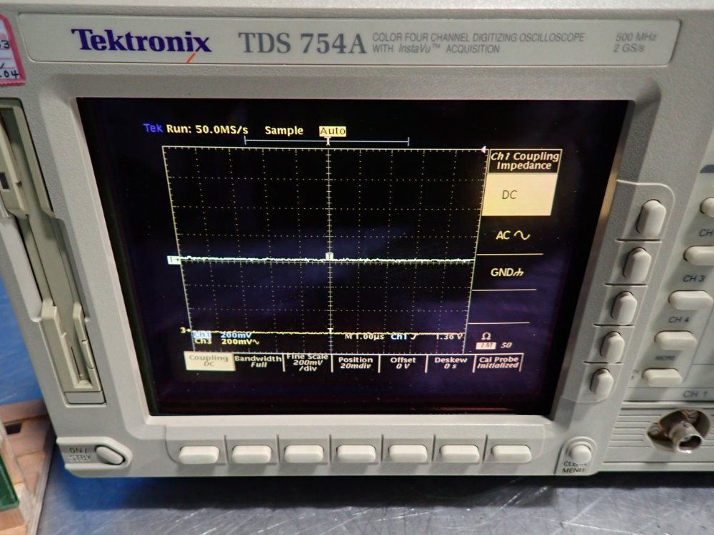 Tektronix 2gs/s Instavu 4-channel Digitizing Oscilloscope - Tds754a