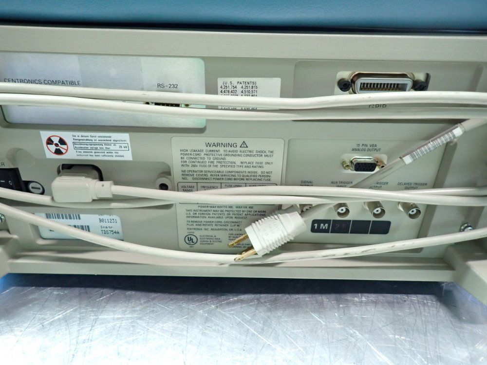 Tektronix 2gs/s Instavu 4-channel Digitizing Oscilloscope - Tds754a