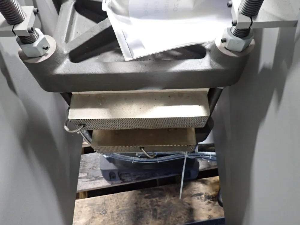 Carver Heated Press - 4122