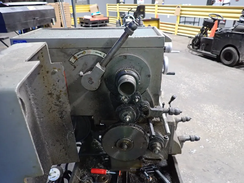 Jet Equipment & Tools 8"/9"x42" Gap Bed Lathe - Bd-1340t