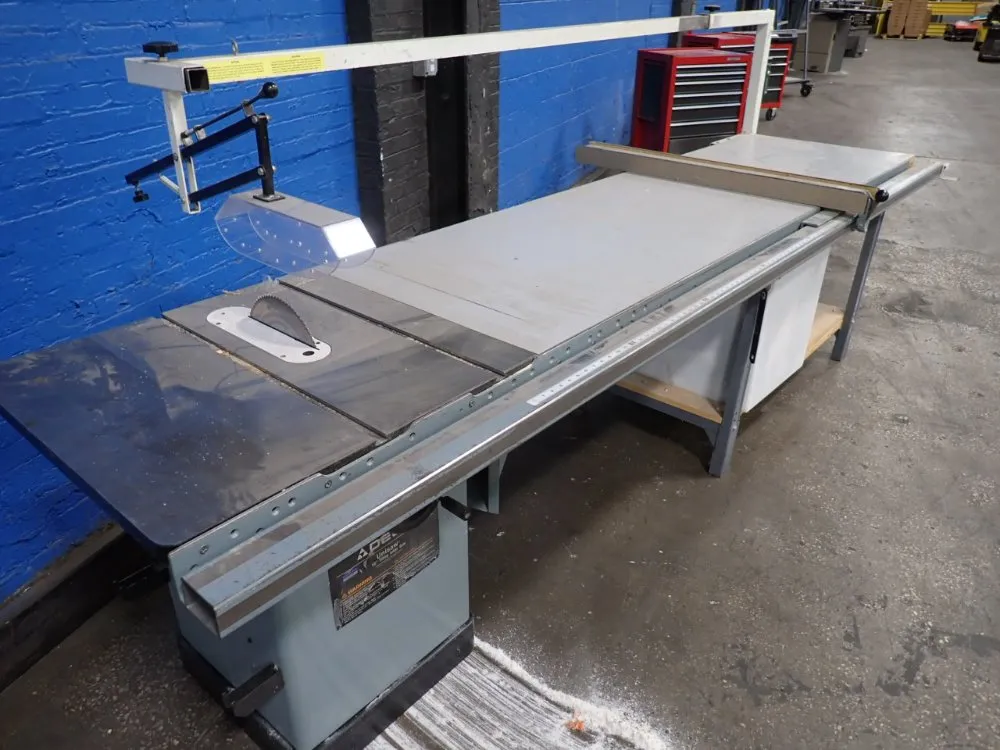 Delta 10" Tilting Arbor Saw - 34-806