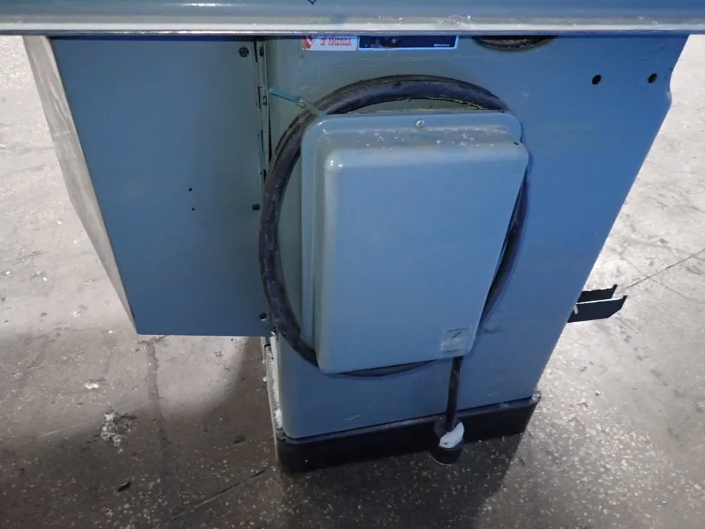 Delta 10" Tilting Arbor Saw - 34-806