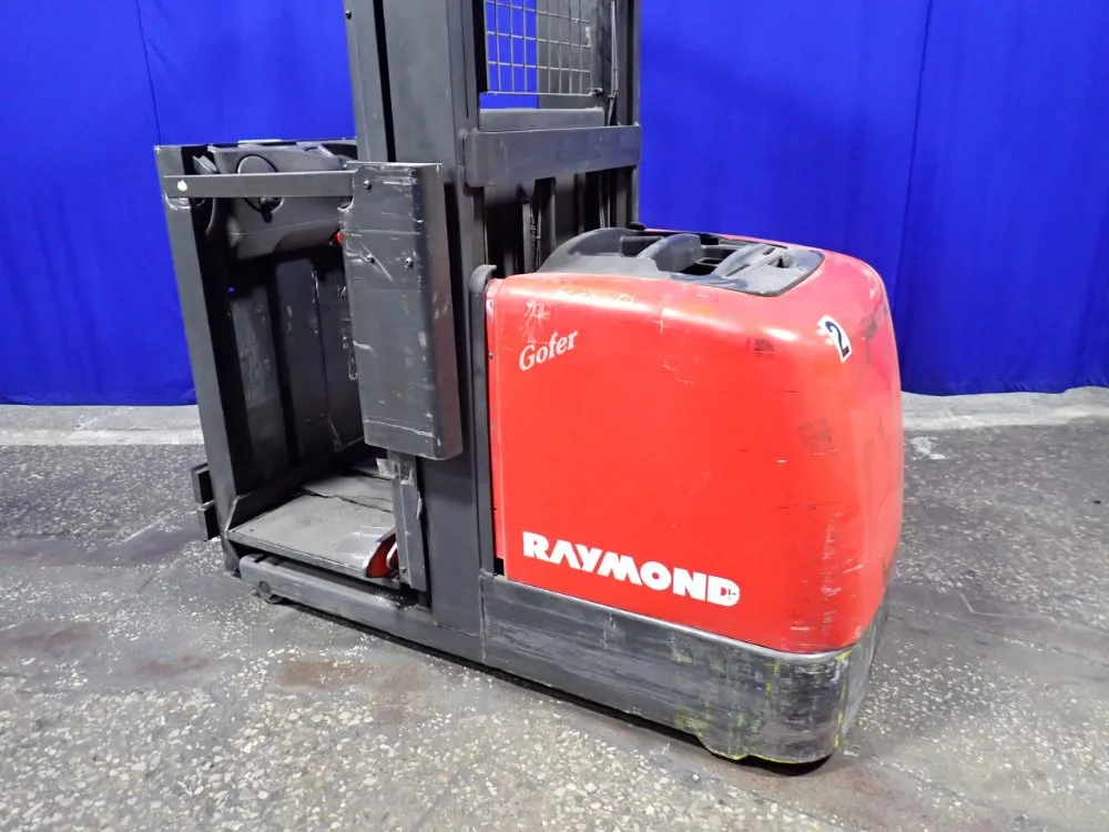 Raymond 2200 Lbs Electric Stand Up Fork Lift - 233-0pc30t